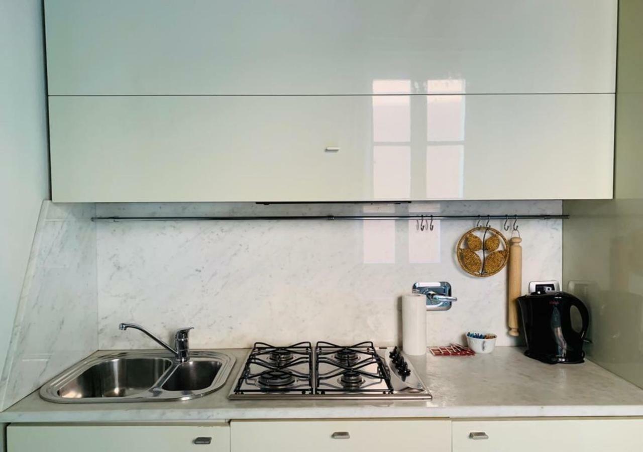 Whouse Suite Gold Towers โบโลญญา ภายนอก รูปภาพ